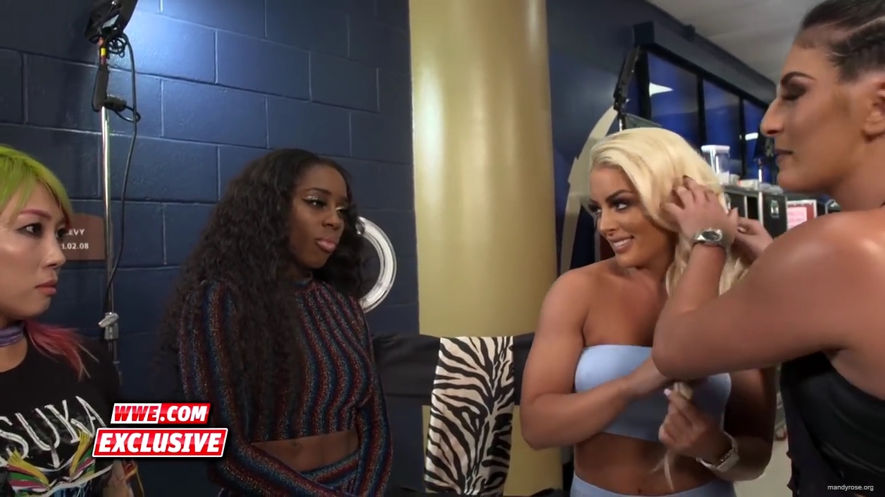 Mandy_Rose__Sonya_Deville_mock_Asuka__Naomi_SmackDown_Exclusive_Sept__25_2018_mp40030.jpg