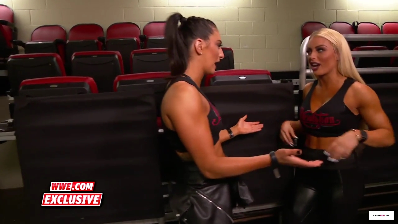Mandy_Rose__Sonya_Deville_mock_Becky_Lynch_SmackDown_Exclusive_April_24_2018_mp40025.jpg