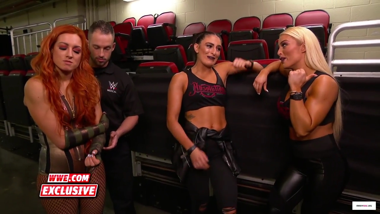 Mandy_Rose__Sonya_Deville_mock_Becky_Lynch_SmackDown_Exclusive_April_24_2018_mp40052.jpg