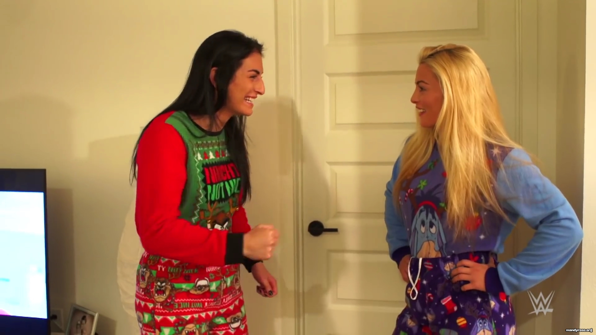 Mandy_Rose_and_Daria_Berenato_wish_you_a_very__Dandy__holiday_season_mp40037.jpg