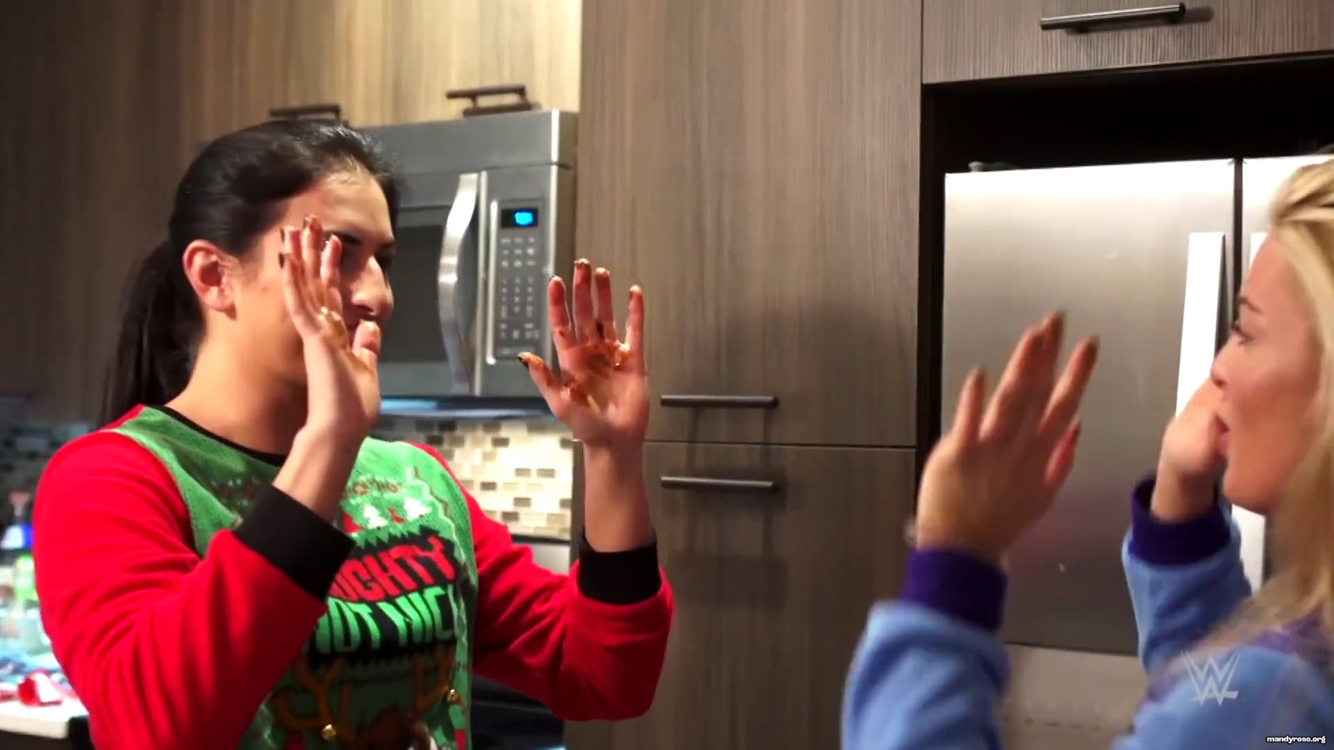 Mandy_Rose_and_Daria_Berenato_wish_you_a_very__Dandy__holiday_season_mp40084.jpg