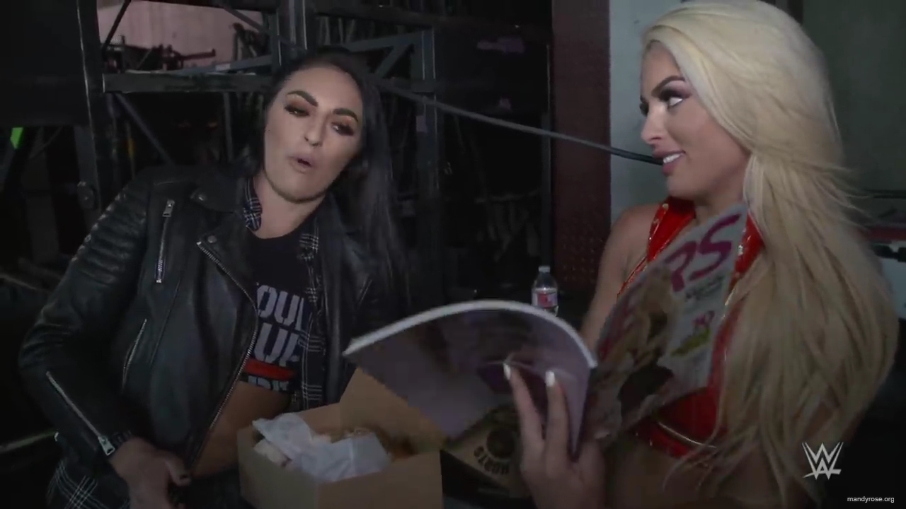 Mandy_Rose_and_Sonya_Deville_get_creeped_out_by_Otis_WWE_Network_Pick_of_the_Week_May_32_2019_mp40004.jpg
