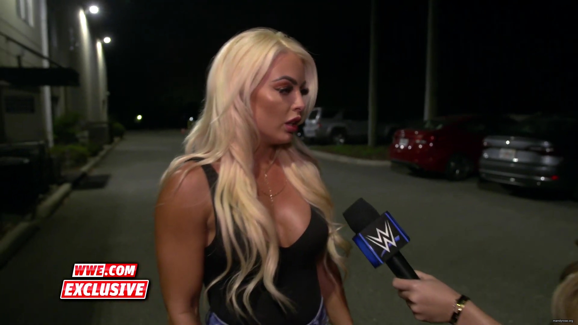 Mandy_Rose_distraught_after_shocking_revelation__SmackDown_Exclusive__April_32C_2020_mp40018.jpg