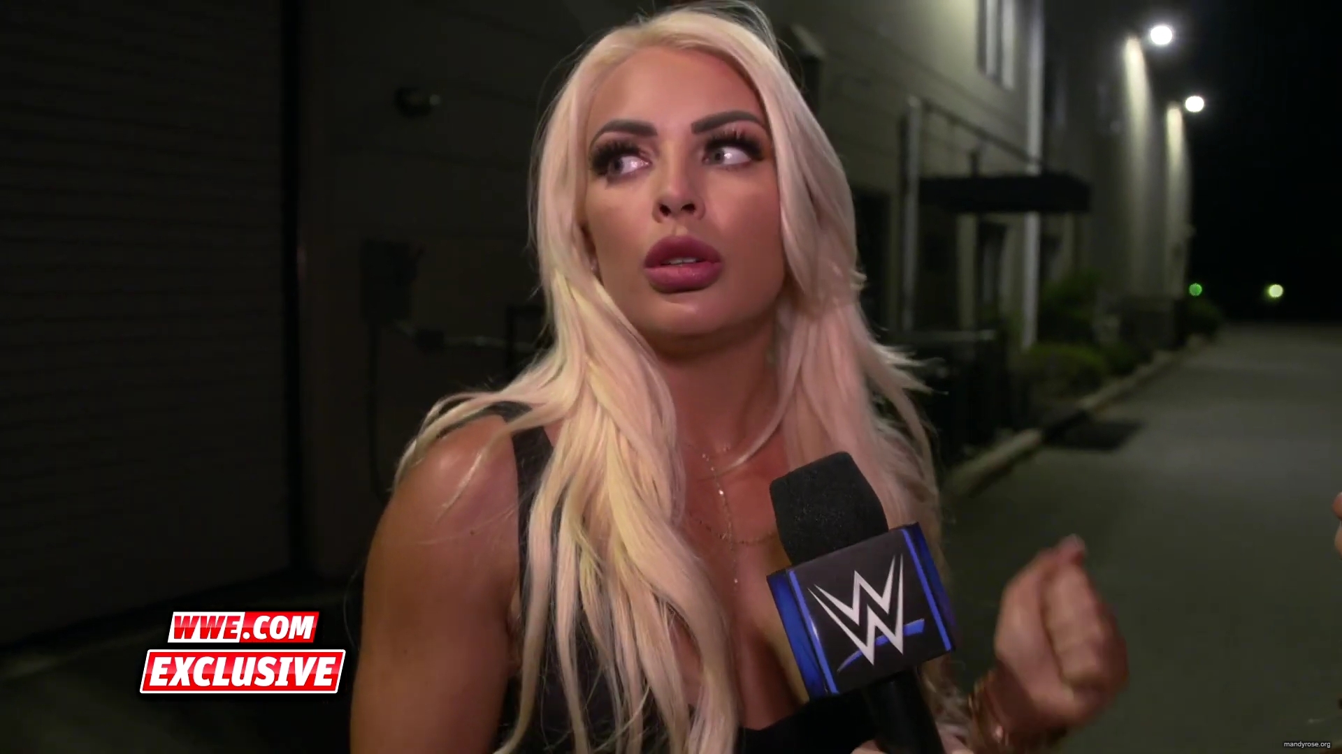 Mandy_Rose_distraught_after_shocking_revelation__SmackDown_Exclusive__April_32C_2020_mp40030.jpg
