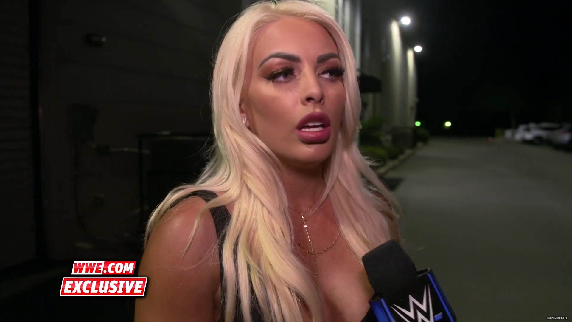 Mandy_Rose_distraught_after_shocking_revelation__SmackDown_Exclusive__April_32C_2020_mp40031.jpg