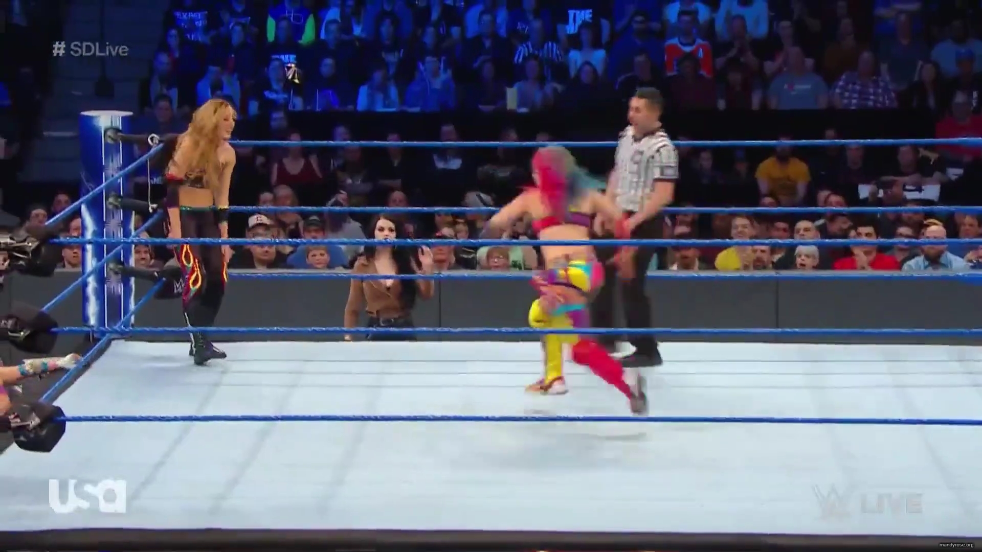 Mandy_SDlive_mp40471.jpg