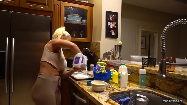NOT_JUST_A_CENTERFOLD_B21TCH_WWE_SMACKDOWN_Mandy_Rose_Sonya_Deville_Damandyz_Donutz_mp46670.jpg