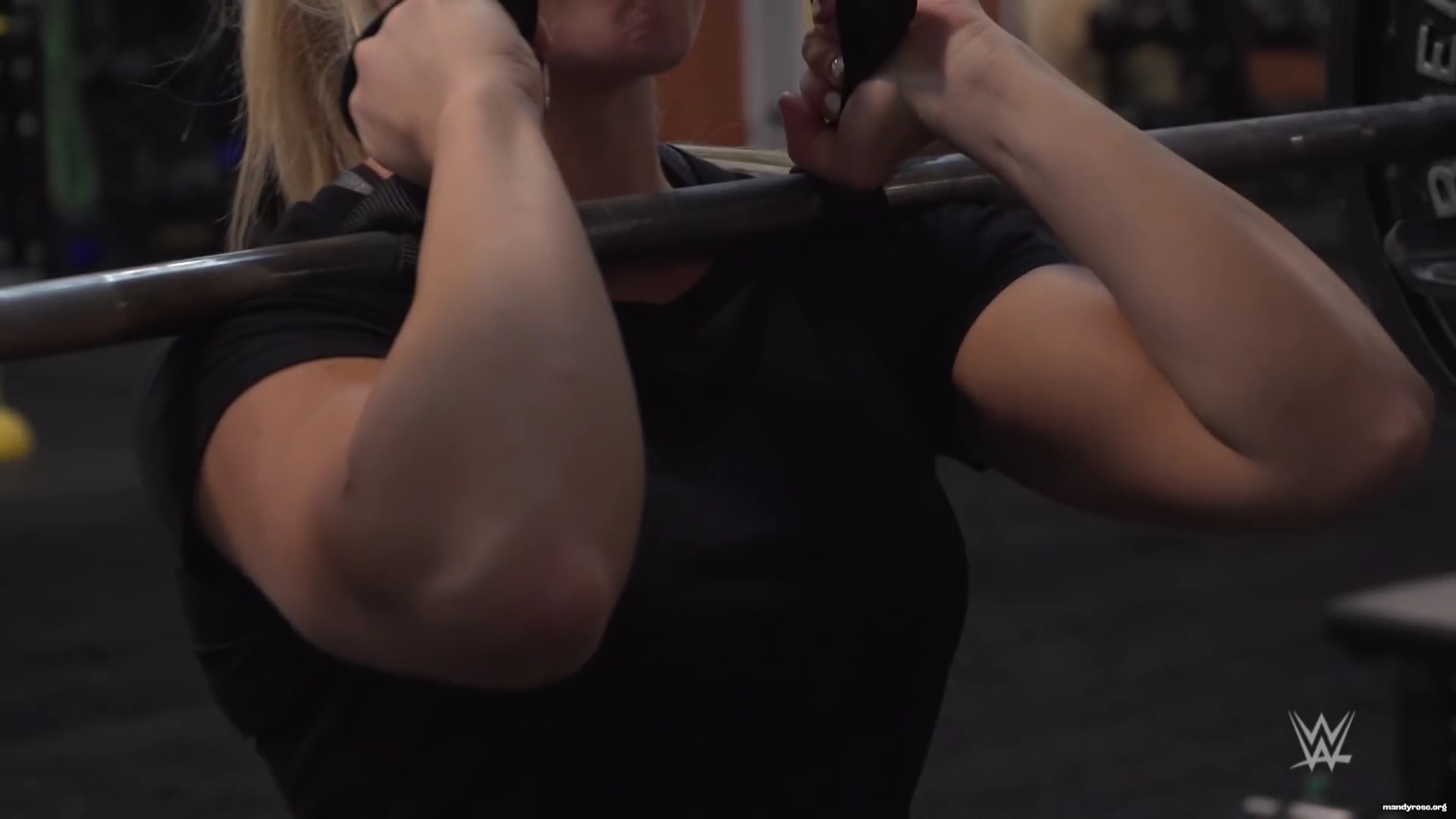 NXT_s_female_Superstars_master_front_squats_at_the_WWE_Performance_Center_mp40056.jpg
