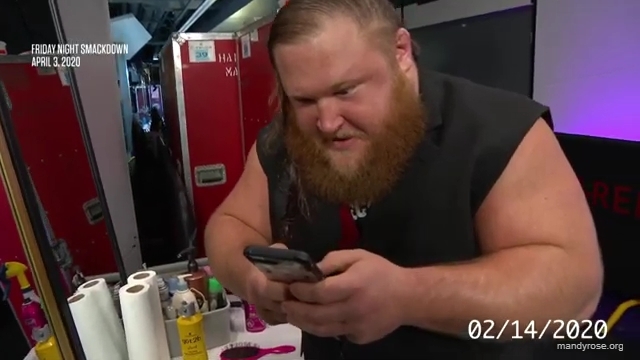 Otis___Mandy_Rose_spill_ALL_the_tea_WWEs_The_Bump2C_April_152C_2020_mp40100.jpg