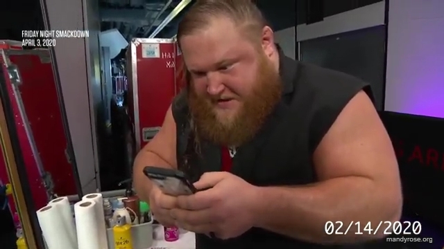 Otis___Mandy_Rose_spill_ALL_the_tea_WWEs_The_Bump2C_April_152C_2020_mp40101.jpg