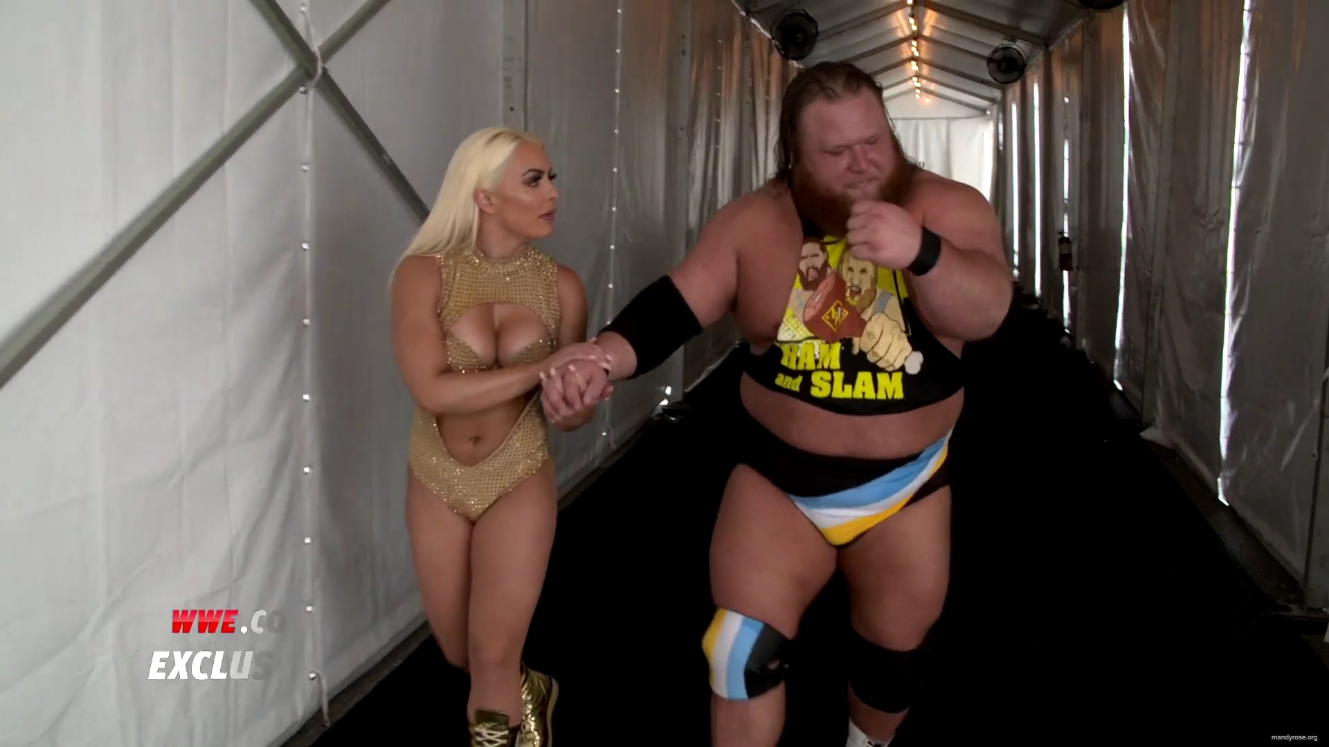 Otis_basks_in_glow_of_Mandy_Rose_and_first_WrestleMania_win__WWE_Exclusive2C_April_52C_2020_mp40001.jpg