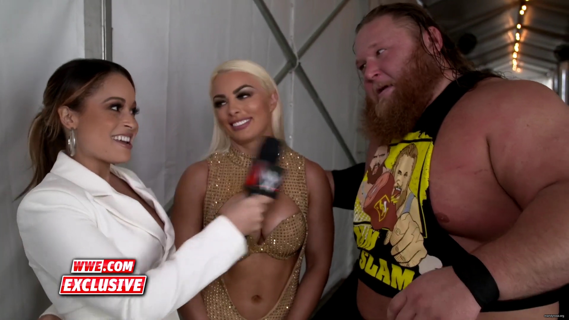 Otis_basks_in_glow_of_Mandy_Rose_and_first_WrestleMania_win__WWE_Exclusive2C_April_52C_2020_mp40017.jpg