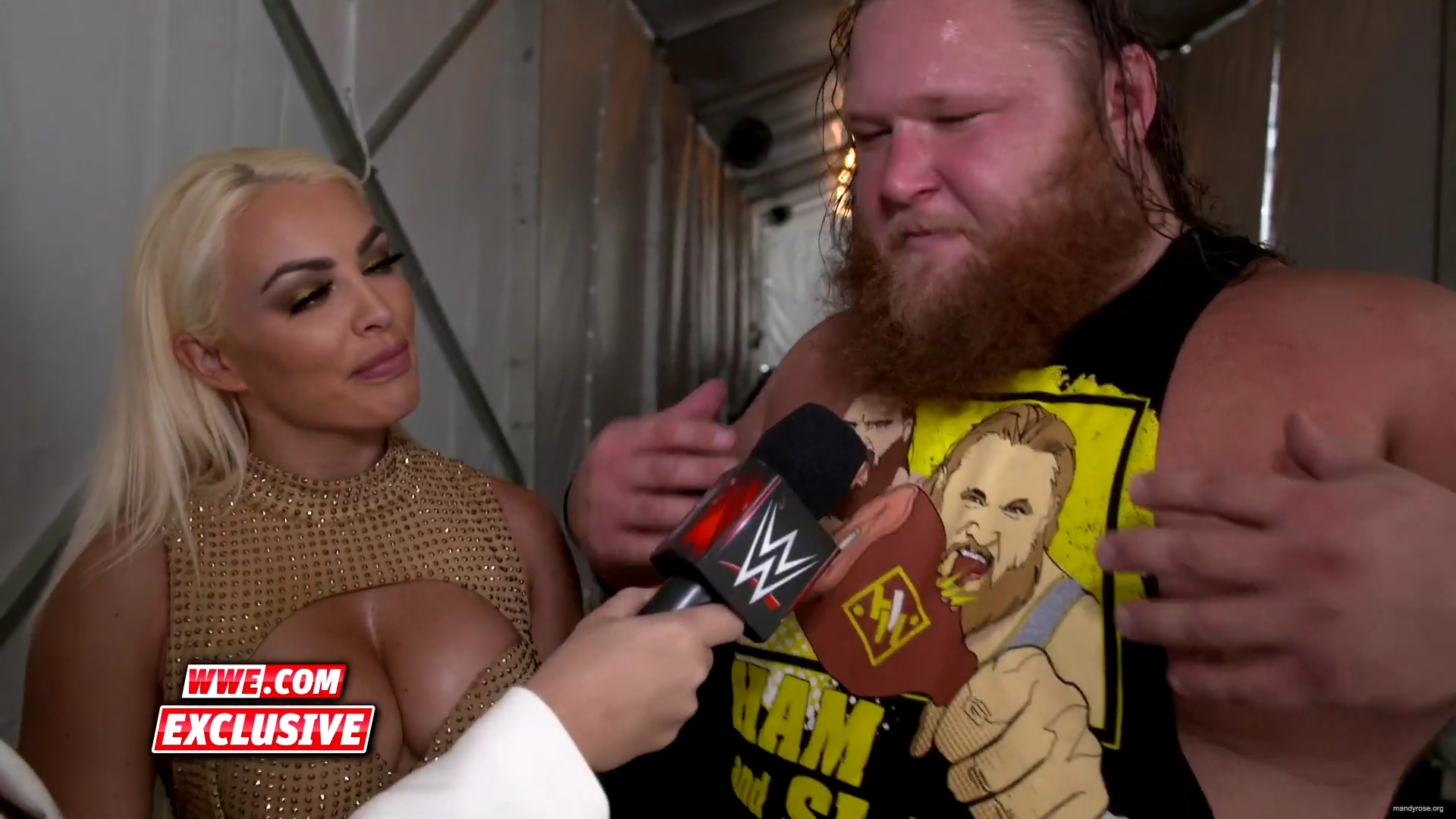 Otis_basks_in_glow_of_Mandy_Rose_and_first_WrestleMania_win__WWE_Exclusive2C_April_52C_2020_mp40020.jpg
