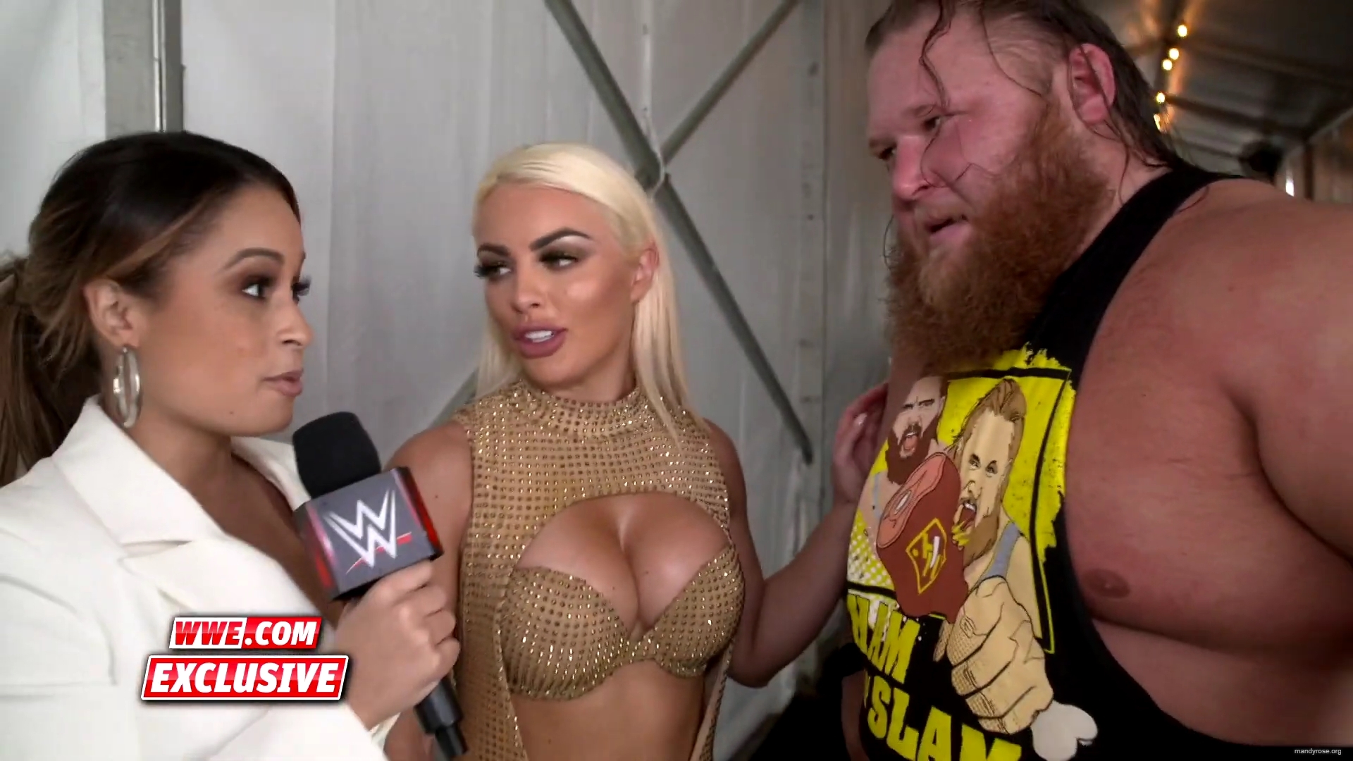 Otis_basks_in_glow_of_Mandy_Rose_and_first_WrestleMania_win__WWE_Exclusive2C_April_52C_2020_mp40035.jpg