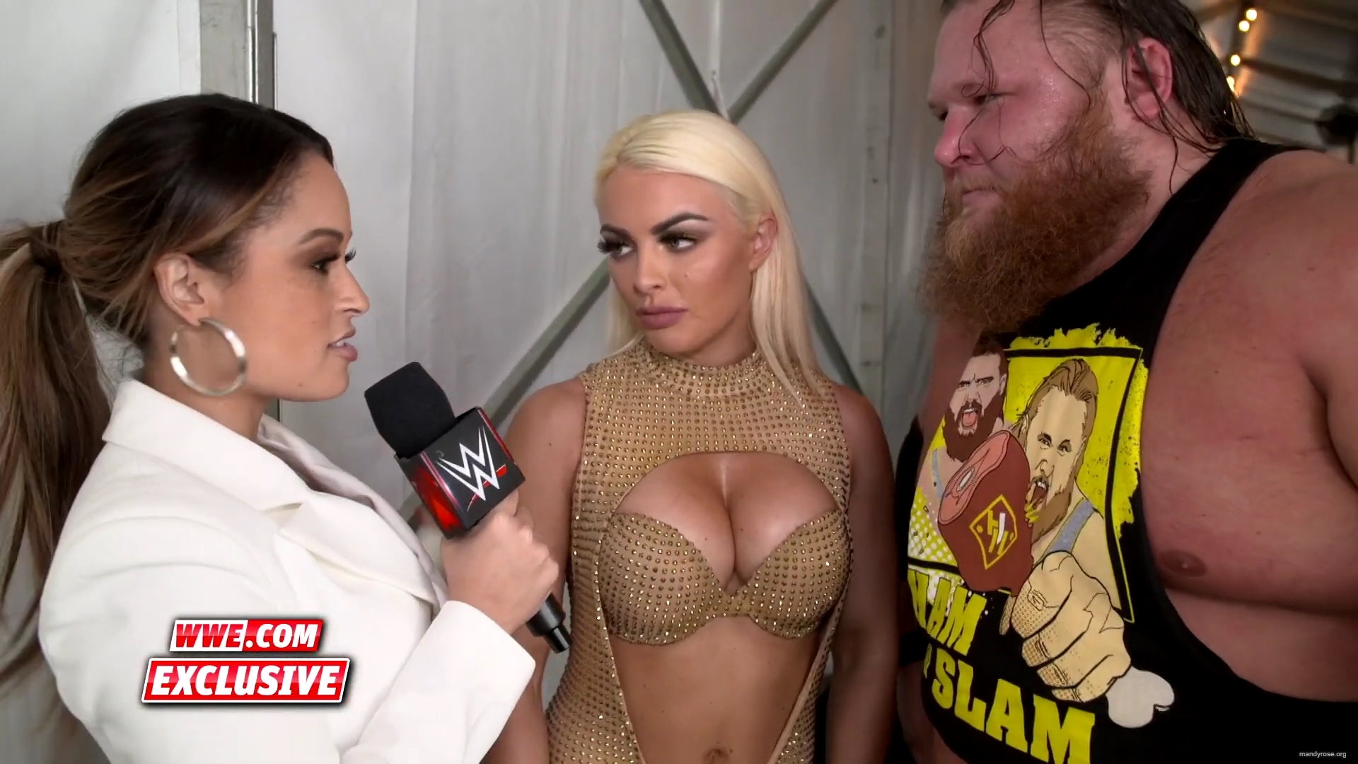 Otis_basks_in_glow_of_Mandy_Rose_and_first_WrestleMania_win__WWE_Exclusive2C_April_52C_2020_mp40037.jpg