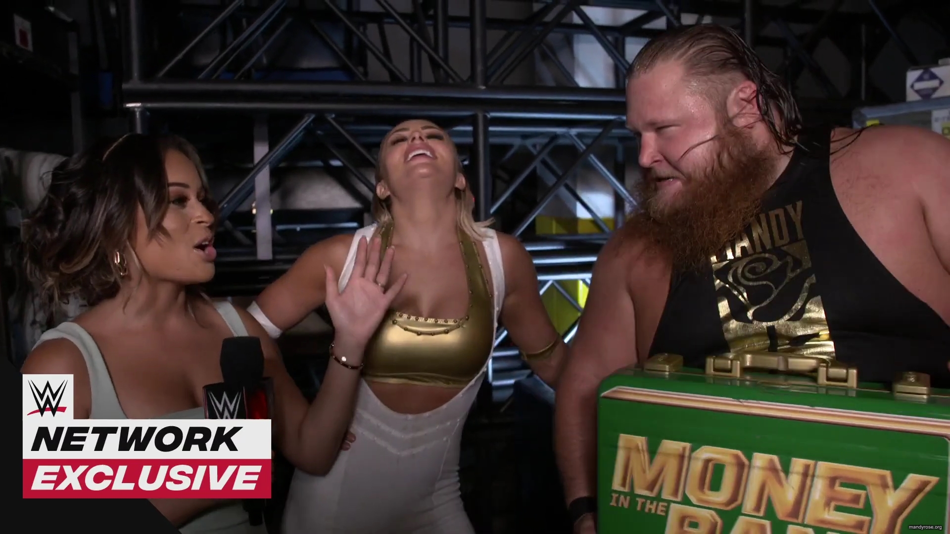 Otis_rates_Mandy_Rose_s_caterpillar_after_her_SummerSlam_win__WWE_Network_Exclusive2C_Aug__232C_2020_mp40006.jpg