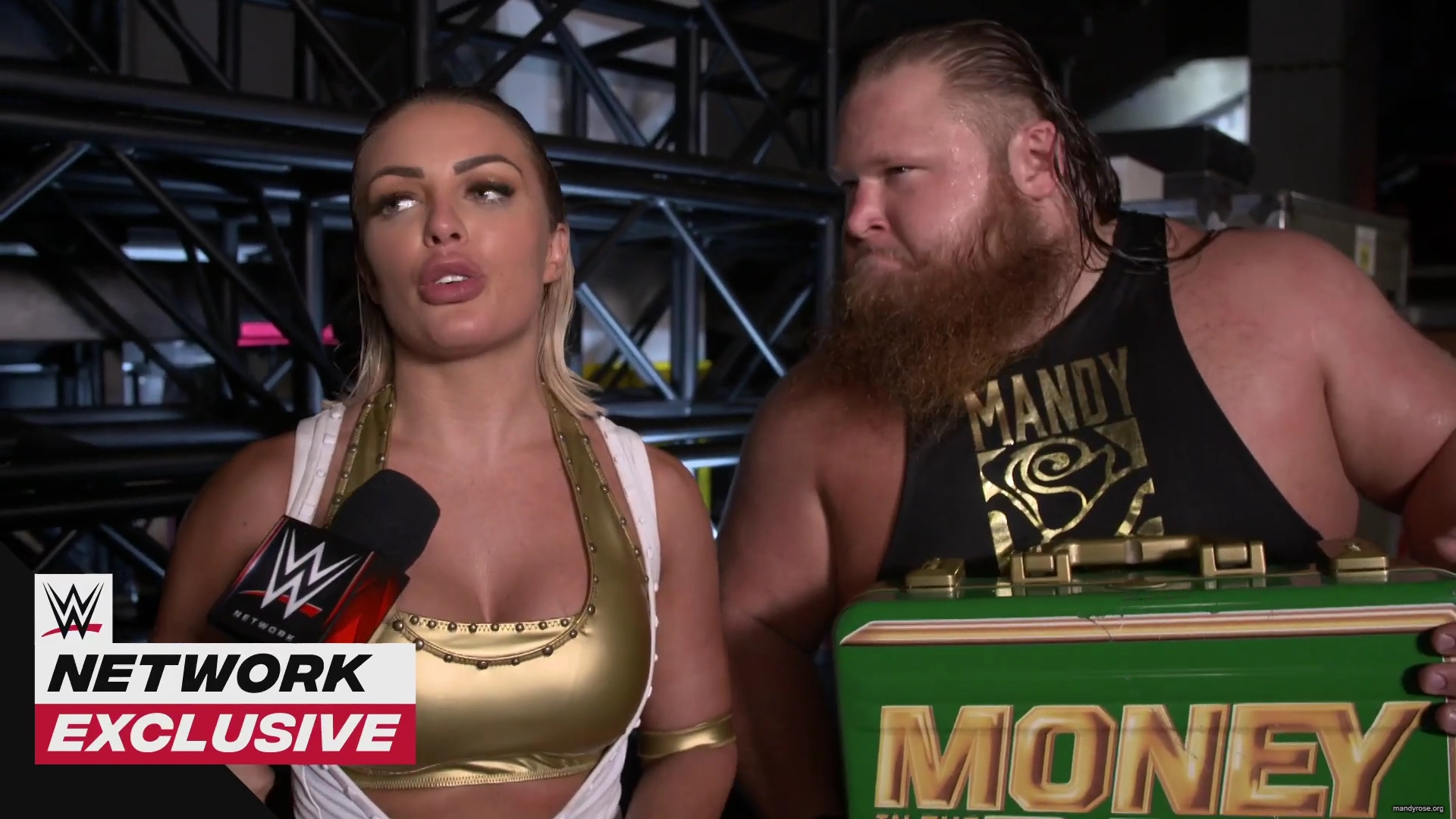 Otis_rates_Mandy_Rose_s_caterpillar_after_her_SummerSlam_win__WWE_Network_Exclusive2C_Aug__232C_2020_mp40024.jpg