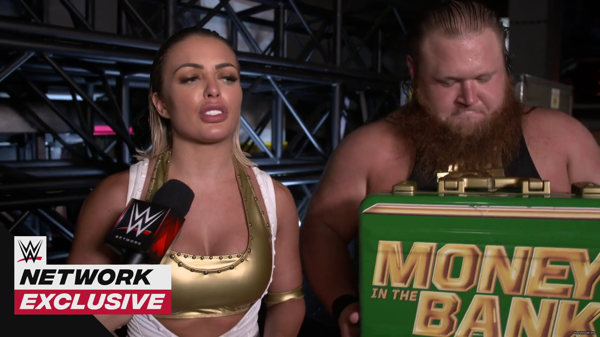 Otis_rates_Mandy_Rose_s_caterpillar_after_her_SummerSlam_win__WWE_Network_Exclusive2C_Aug__232C_2020_mp40025.jpg