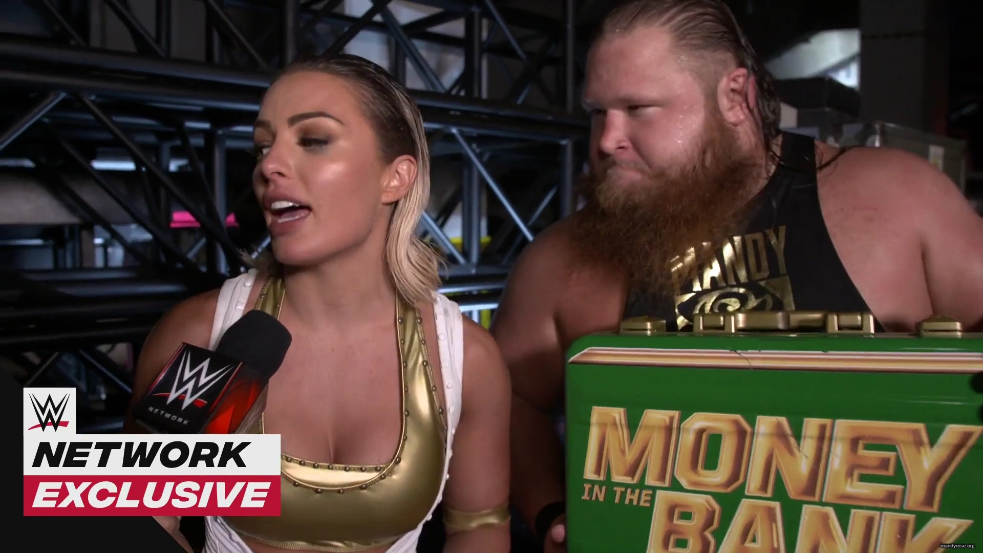 Otis_rates_Mandy_Rose_s_caterpillar_after_her_SummerSlam_win__WWE_Network_Exclusive2C_Aug__232C_2020_mp40026.jpg
