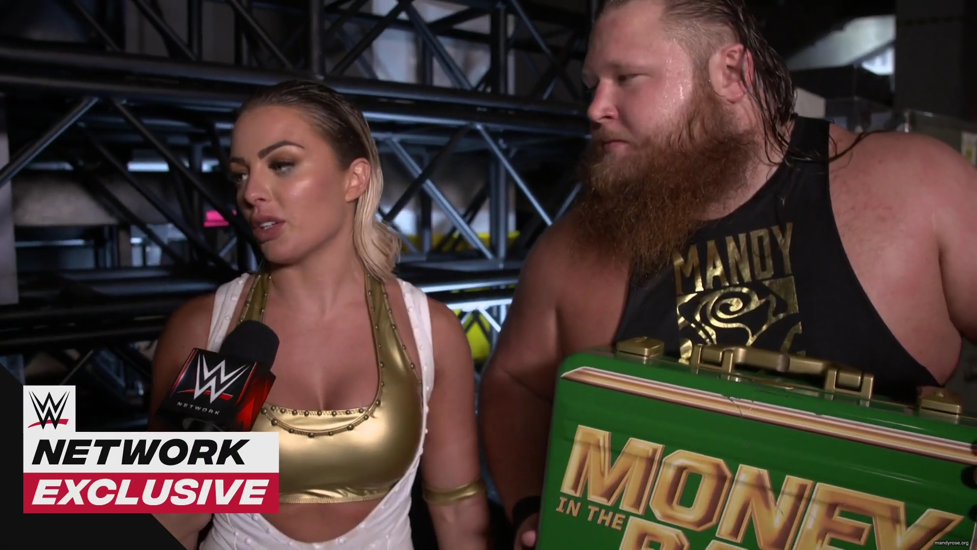 Otis_rates_Mandy_Rose_s_caterpillar_after_her_SummerSlam_win__WWE_Network_Exclusive2C_Aug__232C_2020_mp40034.jpg