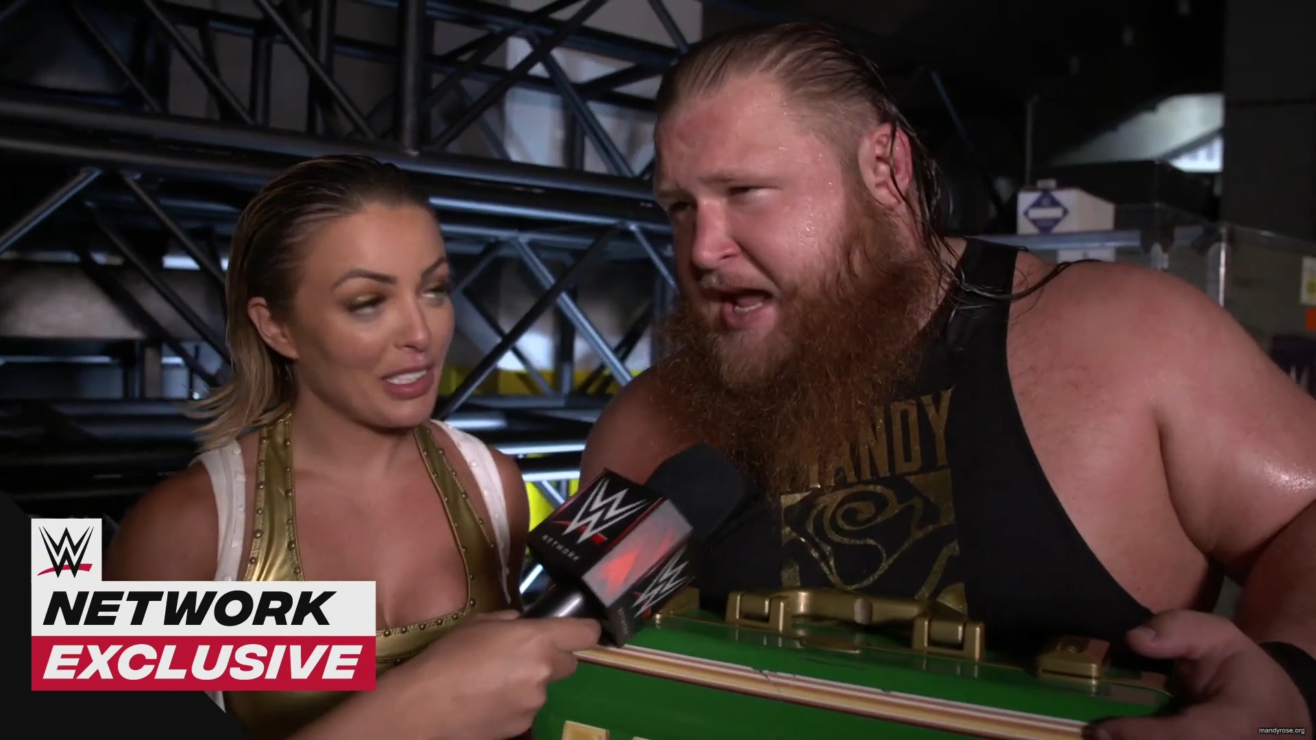 Otis_rates_Mandy_Rose_s_caterpillar_after_her_SummerSlam_win__WWE_Network_Exclusive2C_Aug__232C_2020_mp40045.jpg