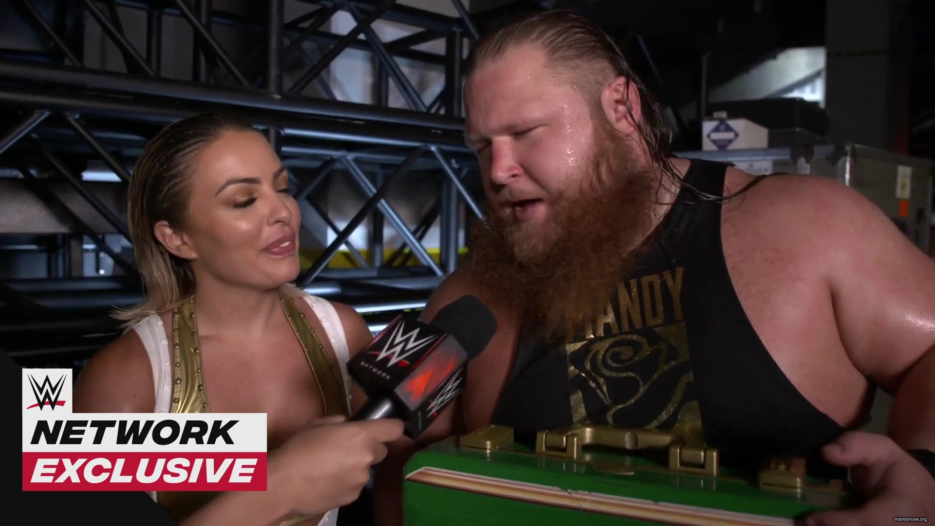 Otis_rates_Mandy_Rose_s_caterpillar_after_her_SummerSlam_win__WWE_Network_Exclusive2C_Aug__232C_2020_mp40053.jpg