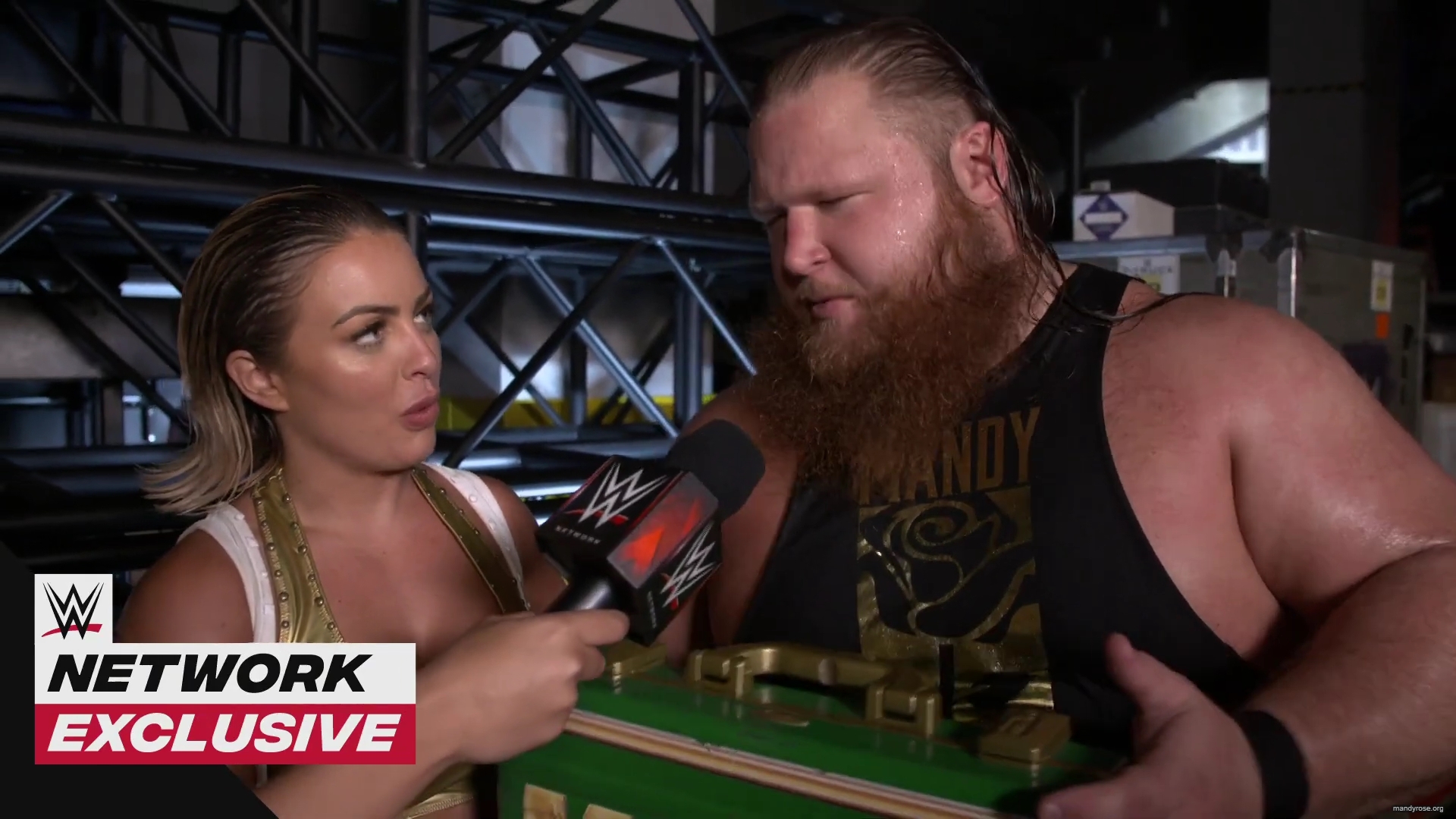 Otis_rates_Mandy_Rose_s_caterpillar_after_her_SummerSlam_win__WWE_Network_Exclusive2C_Aug__232C_2020_mp40058.jpg