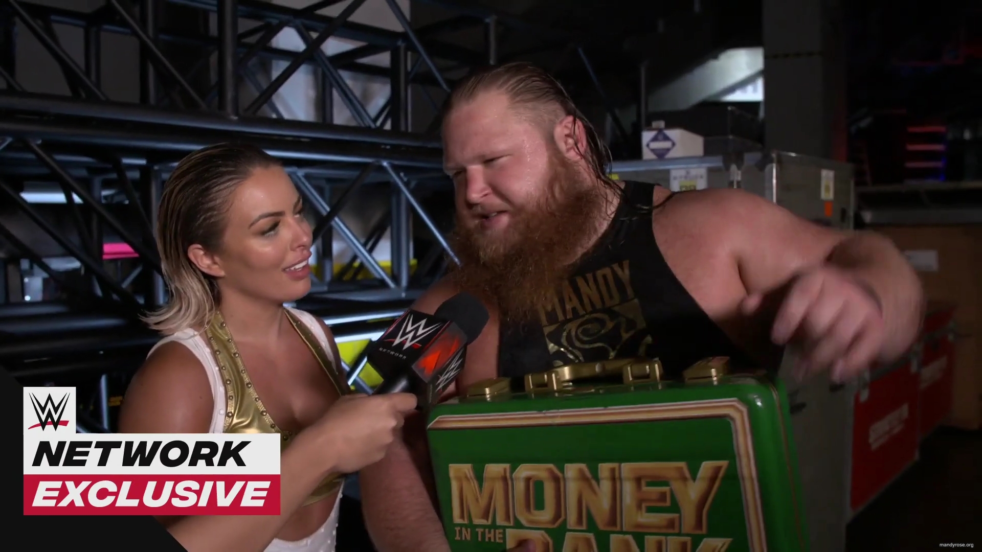 Otis_rates_Mandy_Rose_s_caterpillar_after_her_SummerSlam_win__WWE_Network_Exclusive2C_Aug__232C_2020_mp40063.jpg