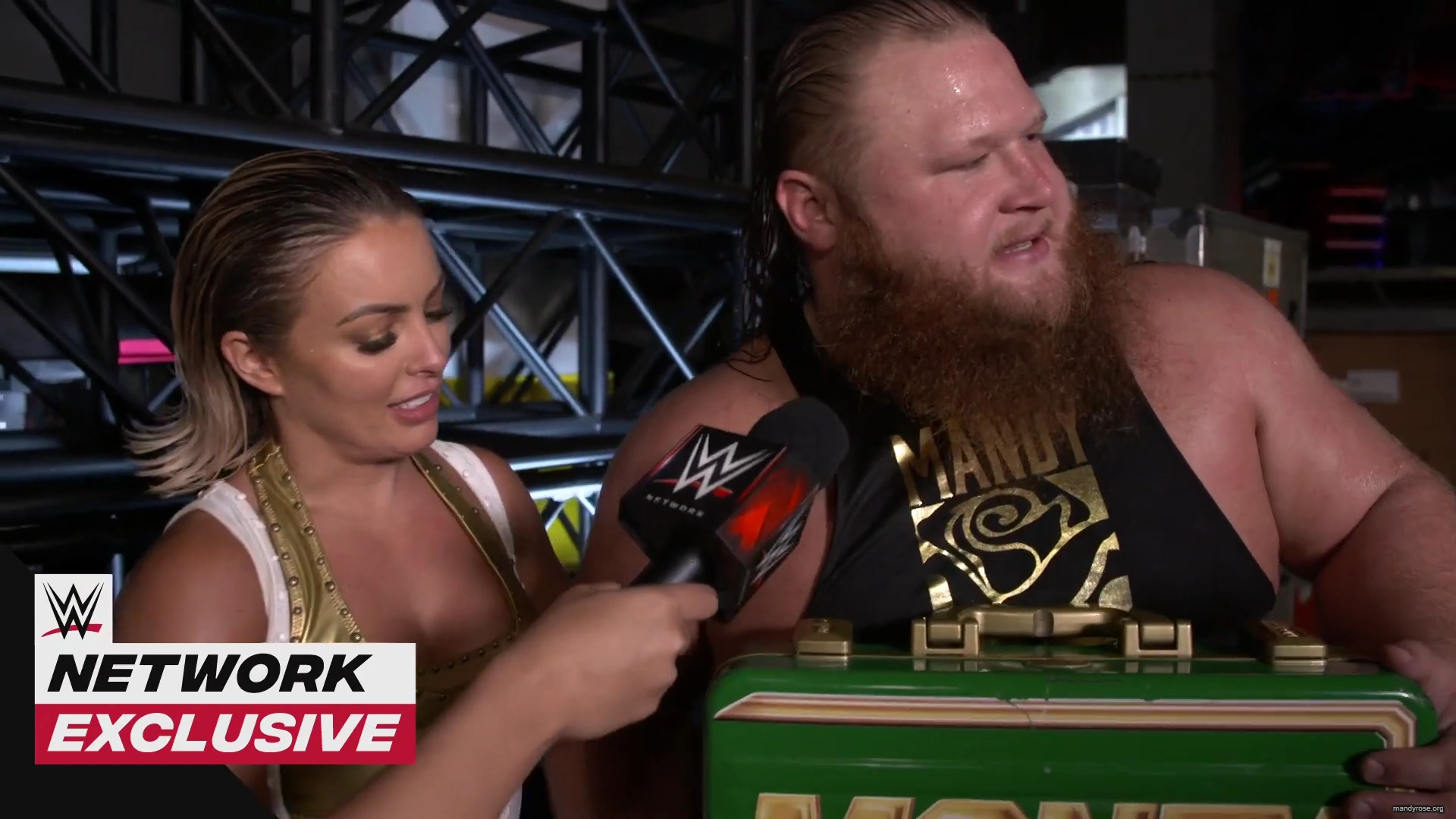 Otis_rates_Mandy_Rose_s_caterpillar_after_her_SummerSlam_win__WWE_Network_Exclusive2C_Aug__232C_2020_mp40066.jpg