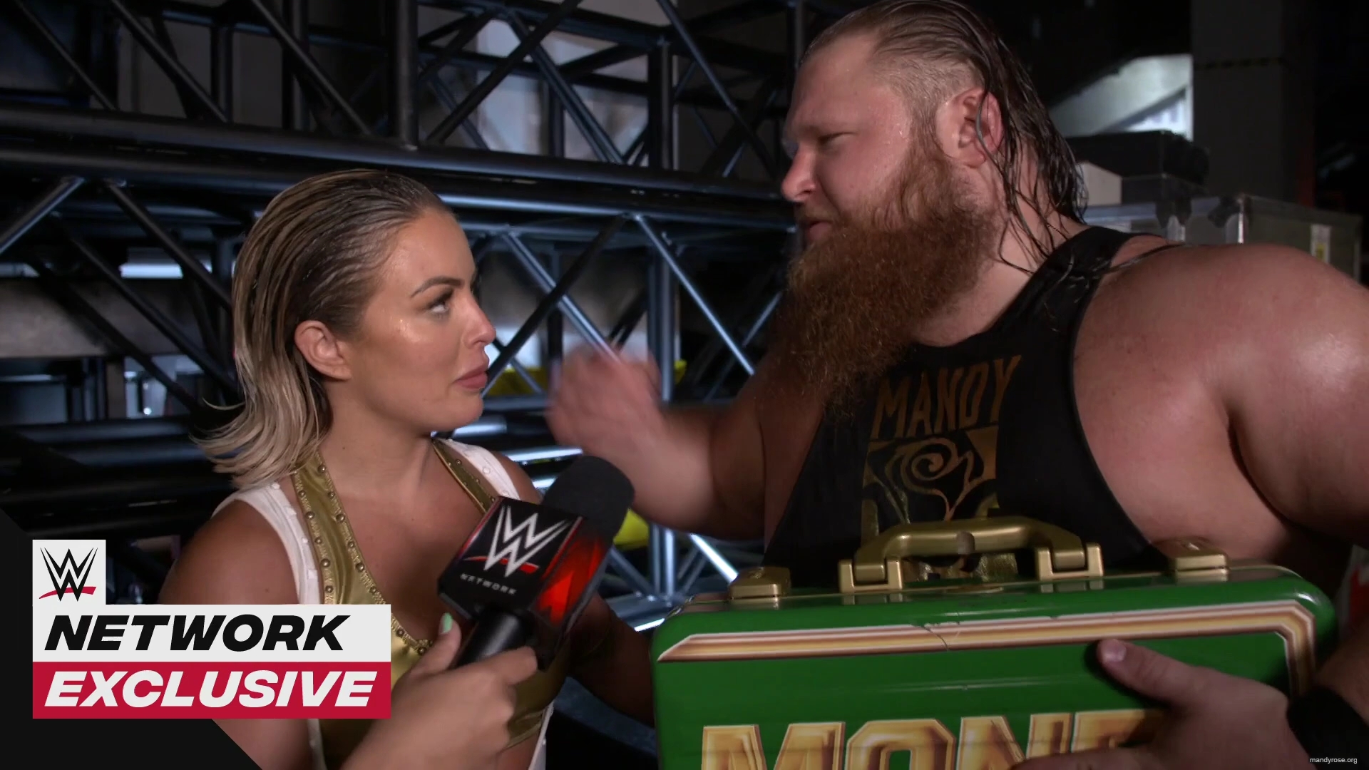 Otis_rates_Mandy_Rose_s_caterpillar_after_her_SummerSlam_win__WWE_Network_Exclusive2C_Aug__232C_2020_mp40070.jpg
