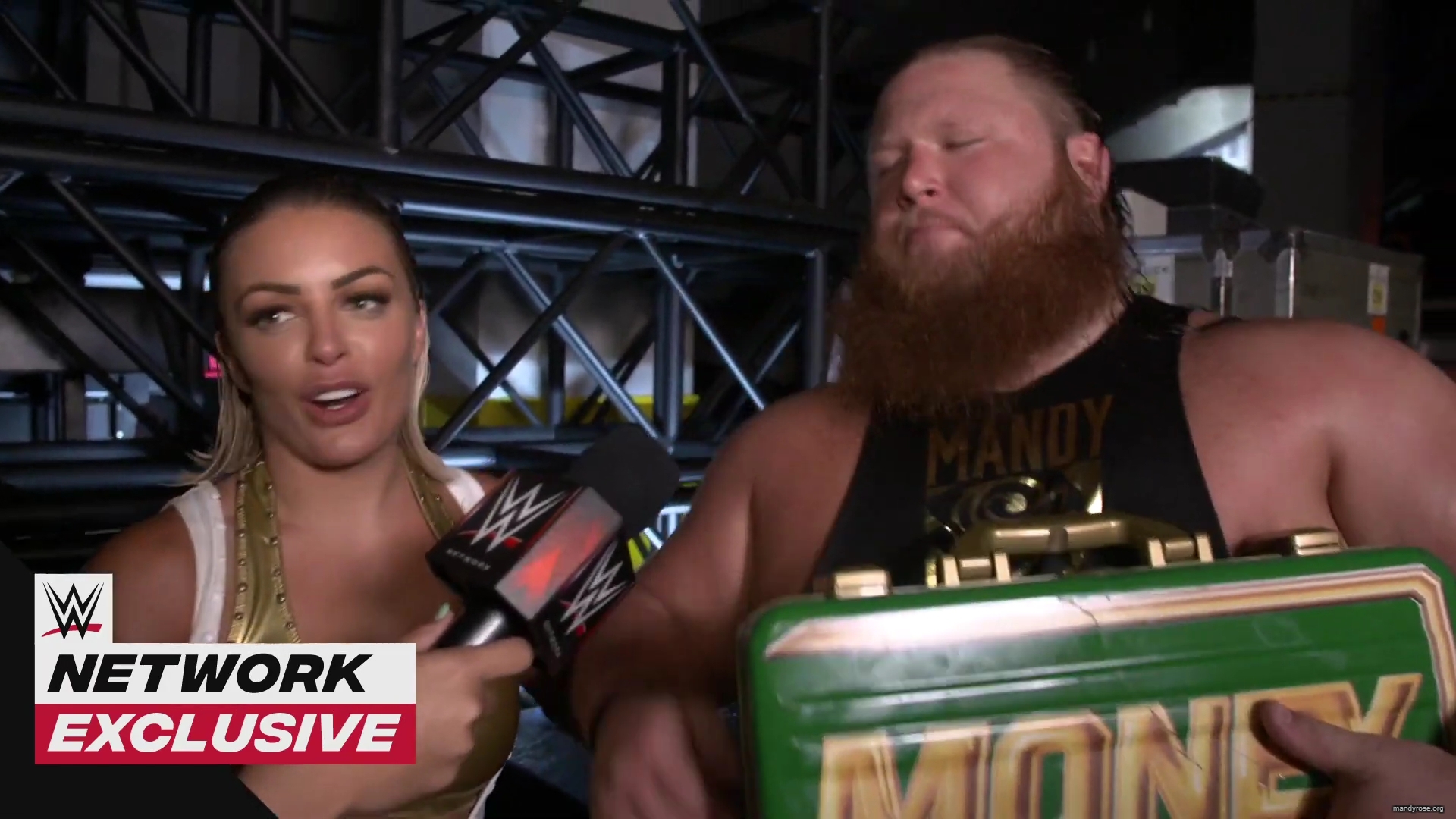 Otis_rates_Mandy_Rose_s_caterpillar_after_her_SummerSlam_win__WWE_Network_Exclusive2C_Aug__232C_2020_mp40083.jpg