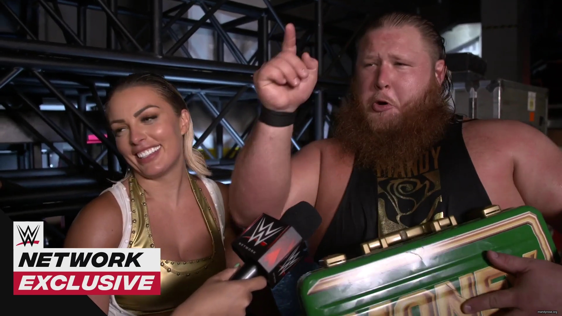 Otis_rates_Mandy_Rose_s_caterpillar_after_her_SummerSlam_win__WWE_Network_Exclusive2C_Aug__232C_2020_mp40089.jpg