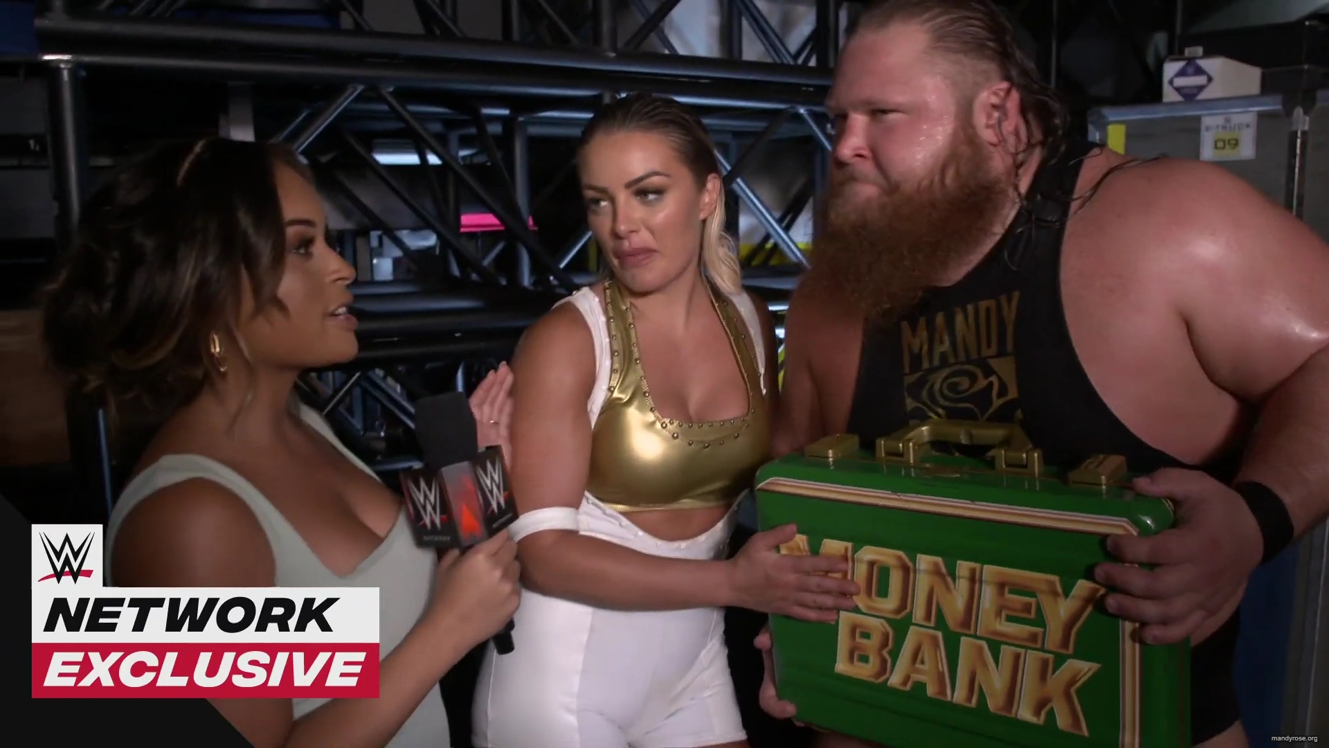 Otis_rates_Mandy_Rose_s_caterpillar_after_her_SummerSlam_win__WWE_Network_Exclusive2C_Aug__232C_2020_mp40094.jpg