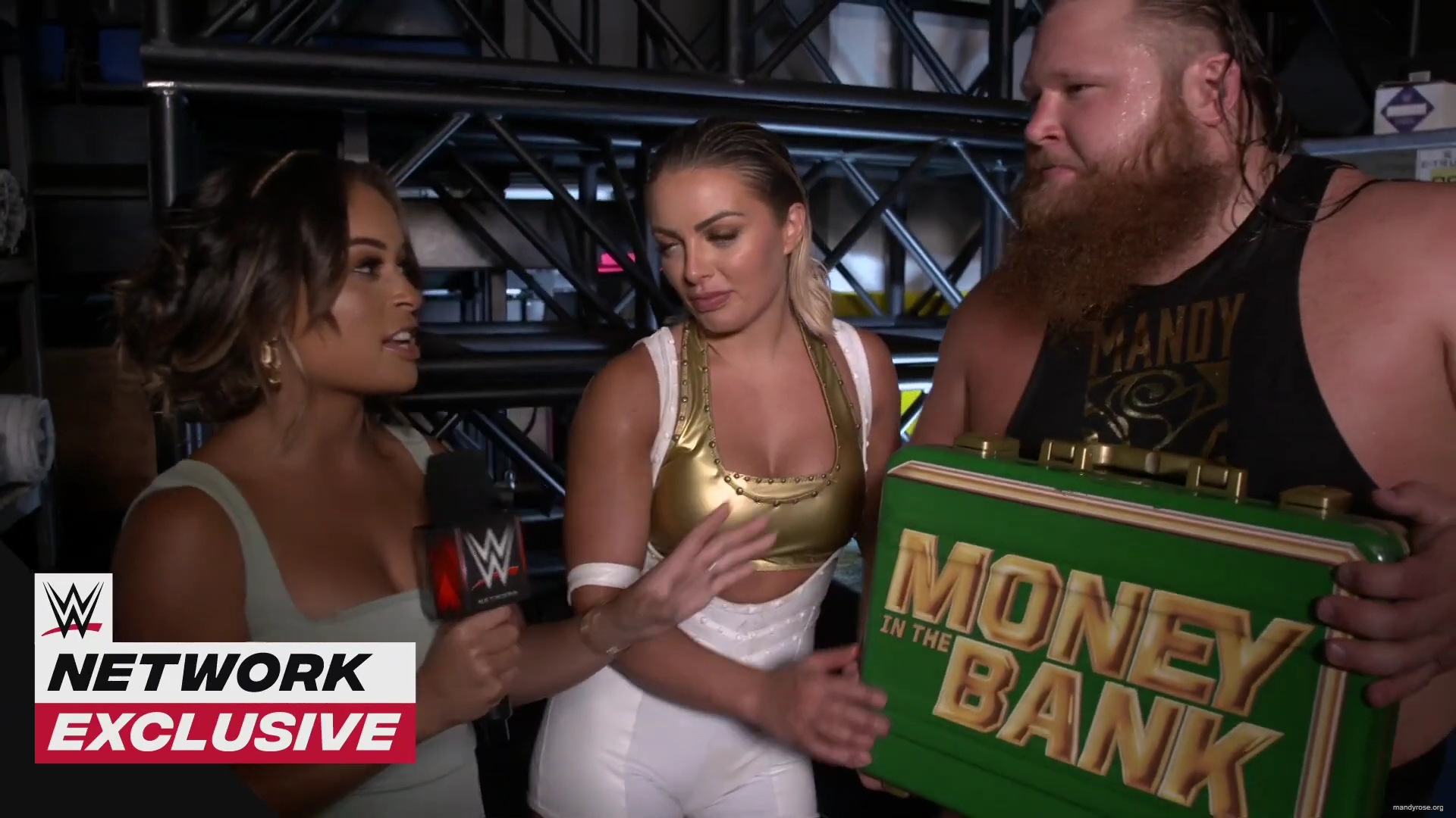 Otis_rates_Mandy_Rose_s_caterpillar_after_her_SummerSlam_win__WWE_Network_Exclusive2C_Aug__232C_2020_mp40095.jpg