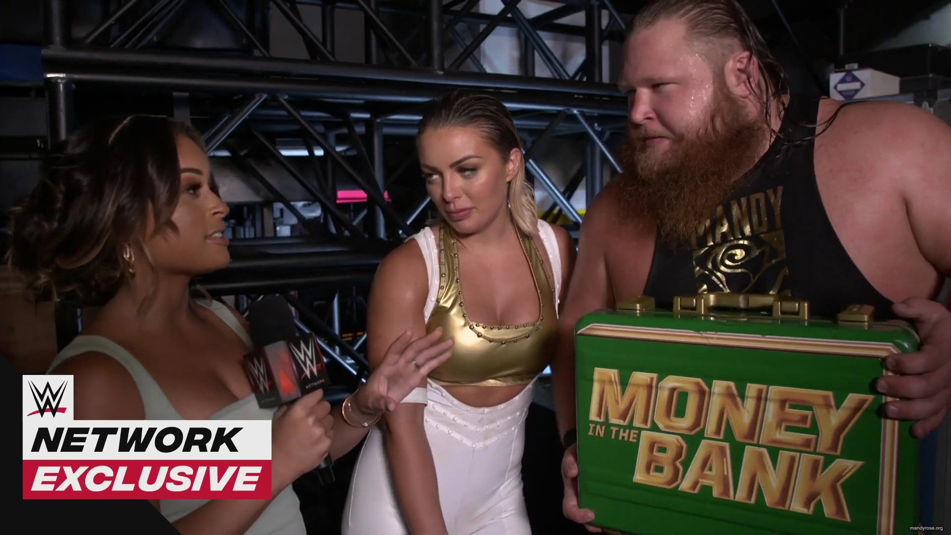 Otis_rates_Mandy_Rose_s_caterpillar_after_her_SummerSlam_win__WWE_Network_Exclusive2C_Aug__232C_2020_mp40096.jpg