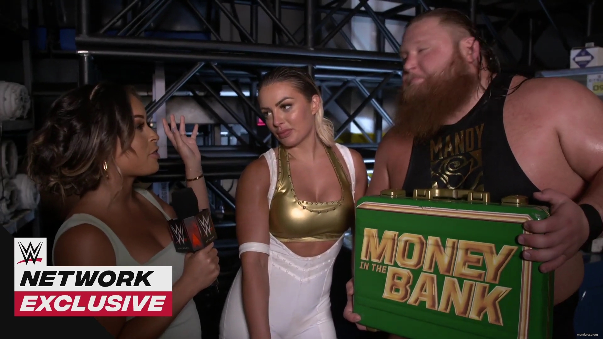 Otis_rates_Mandy_Rose_s_caterpillar_after_her_SummerSlam_win__WWE_Network_Exclusive2C_Aug__232C_2020_mp40098.jpg