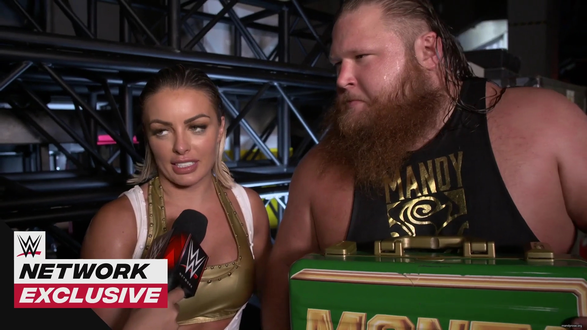Otis_rates_Mandy_Rose_s_caterpillar_after_her_SummerSlam_win__WWE_Network_Exclusive2C_Aug__232C_2020_mp40106.jpg