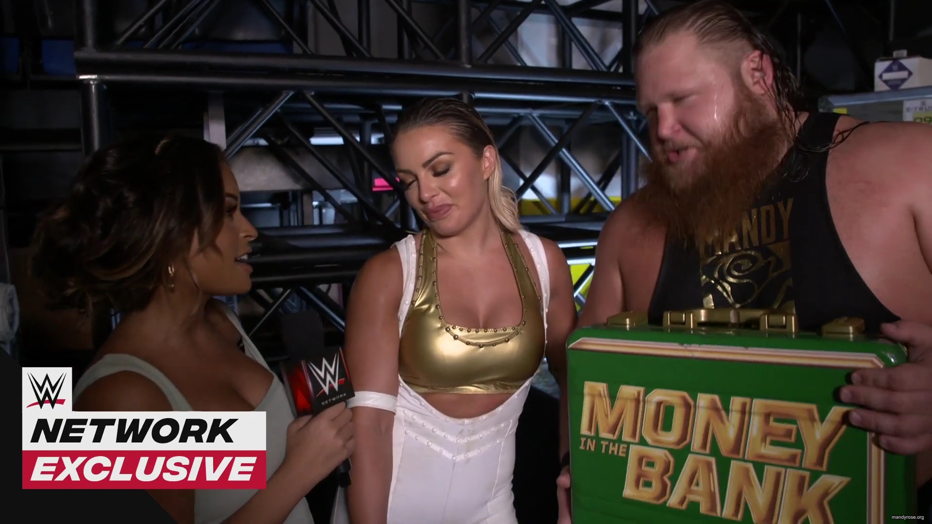 Otis_rates_Mandy_Rose_s_caterpillar_after_her_SummerSlam_win__WWE_Network_Exclusive2C_Aug__232C_2020_mp40127.jpg