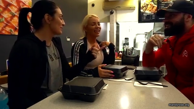 Post-workout_w_BRADLEY_MARTYN21_Mandy_Rose_Sonya_Deville_WWE_DAMANDYZ_mp44229.jpg