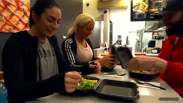 Post-workout_w_BRADLEY_MARTYN21_Mandy_Rose_Sonya_Deville_WWE_DAMANDYZ_mp44282.jpg