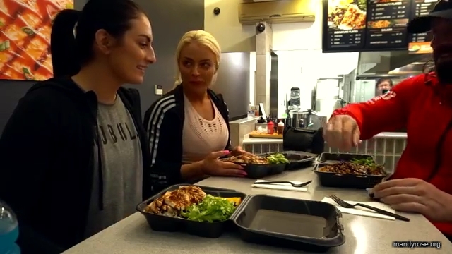 Post-workout_w_BRADLEY_MARTYN21_Mandy_Rose_Sonya_Deville_WWE_DAMANDYZ_mp44286.jpg