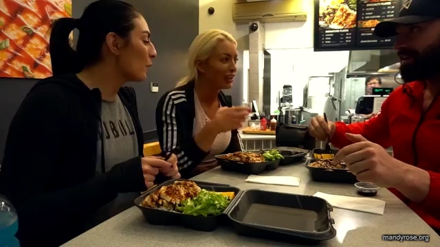 Post-workout_w_BRADLEY_MARTYN21_Mandy_Rose_Sonya_Deville_WWE_DAMANDYZ_mp44294.jpg
