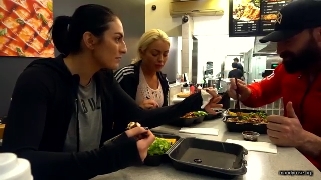 Post-workout_w_BRADLEY_MARTYN21_Mandy_Rose_Sonya_Deville_WWE_DAMANDYZ_mp44432.jpg