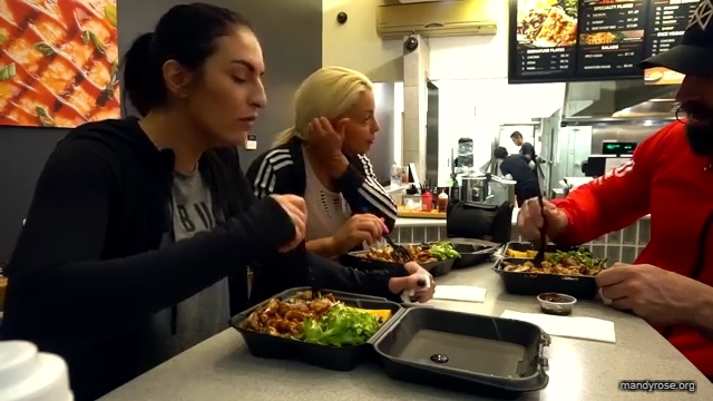 Post-workout_w_BRADLEY_MARTYN21_Mandy_Rose_Sonya_Deville_WWE_DAMANDYZ_mp44442.jpg