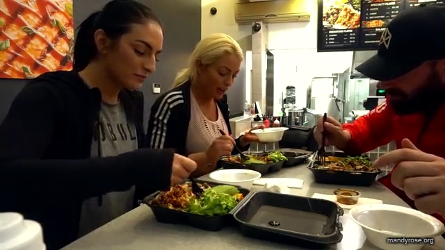 Post-workout_w_BRADLEY_MARTYN21_Mandy_Rose_Sonya_Deville_WWE_DAMANDYZ_mp44508.jpg