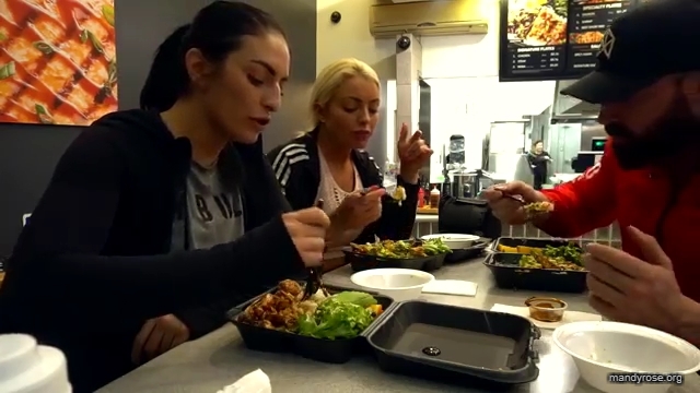 Post-workout_w_BRADLEY_MARTYN21_Mandy_Rose_Sonya_Deville_WWE_DAMANDYZ_mp44554.jpg