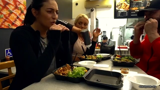 Post-workout_w_BRADLEY_MARTYN21_Mandy_Rose_Sonya_Deville_WWE_DAMANDYZ_mp44582.jpg