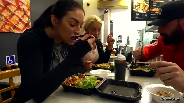 Post-workout_w_BRADLEY_MARTYN21_Mandy_Rose_Sonya_Deville_WWE_DAMANDYZ_mp44638.jpg