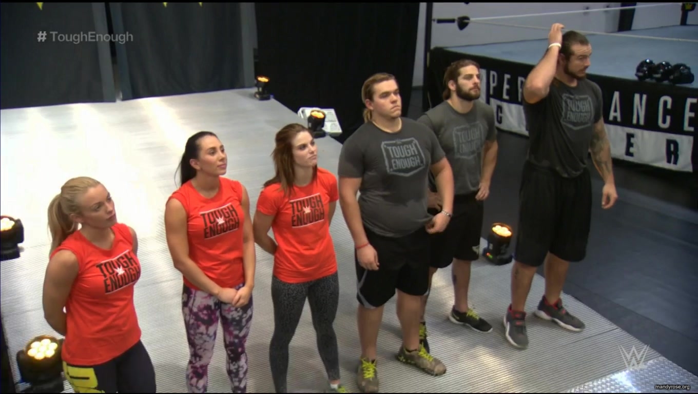 S6_E08__THERE_S_NO_I_IN_TEAM_AUGUST_112C_2015_0444.jpg