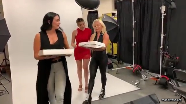 SUPERSTAR_FILLED_EPISODE_____and_DONUTSSS21_WWE_Sonya_Deville_Mandy_Rose_Damandyz_Donutz_mp40043.jpg